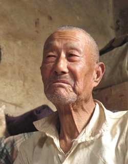 靳正新.jpg