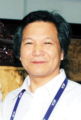 陆光正.jpg