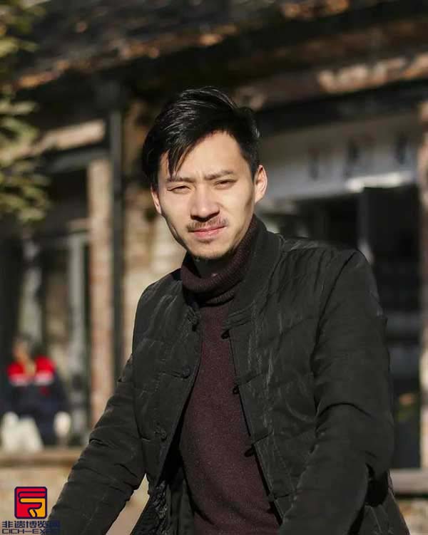 吴国明.jpg