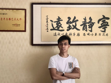 阅石阅人生,记中国青年玉雕艺术大师万长锦