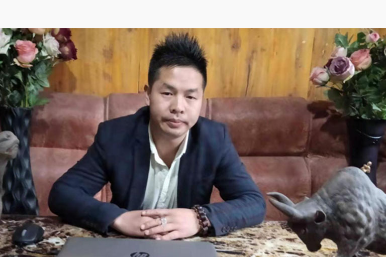 择一木,刻一生——刘锦波与他的木雕工艺