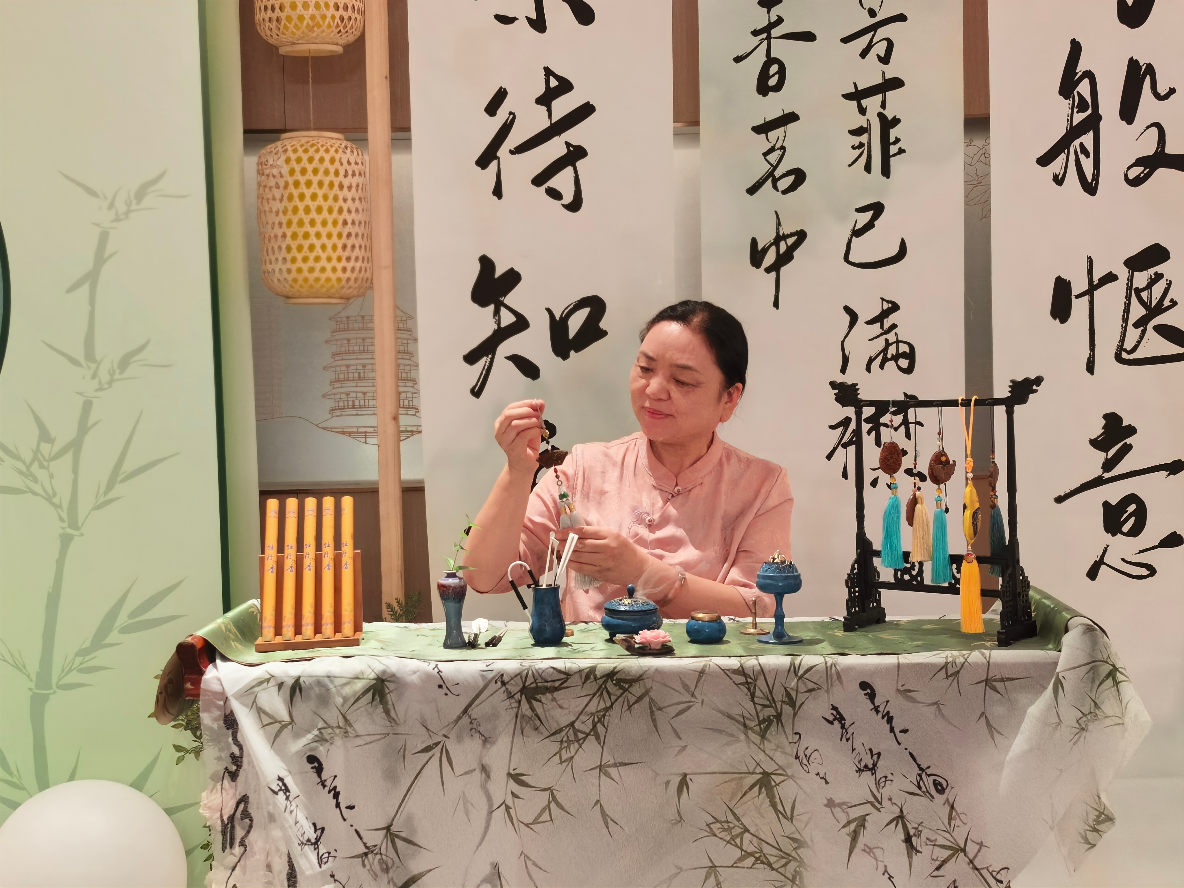 匠心筑梦乡土间——李文双获评“洛龙区乡村工匠”
